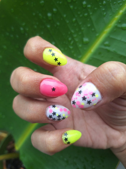 Single Packs – Pressies Nail Extensions Short Almond