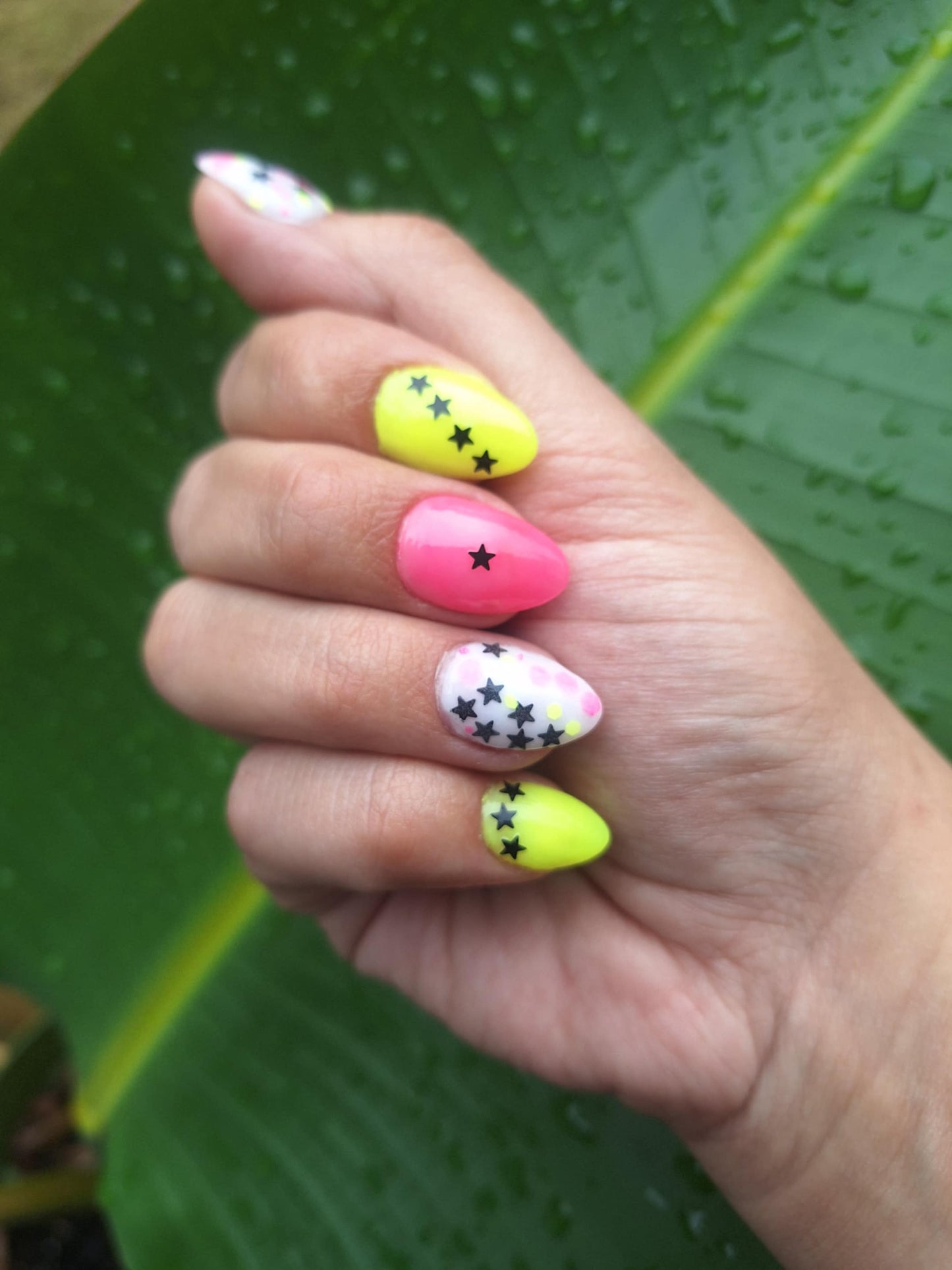 Single Packs – Pressies Nail Extensions Short Almond